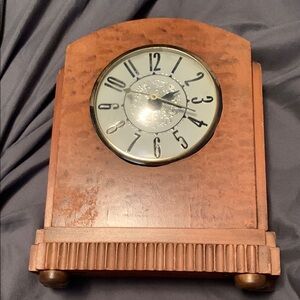 Vintage Brown Wooden mantle clock